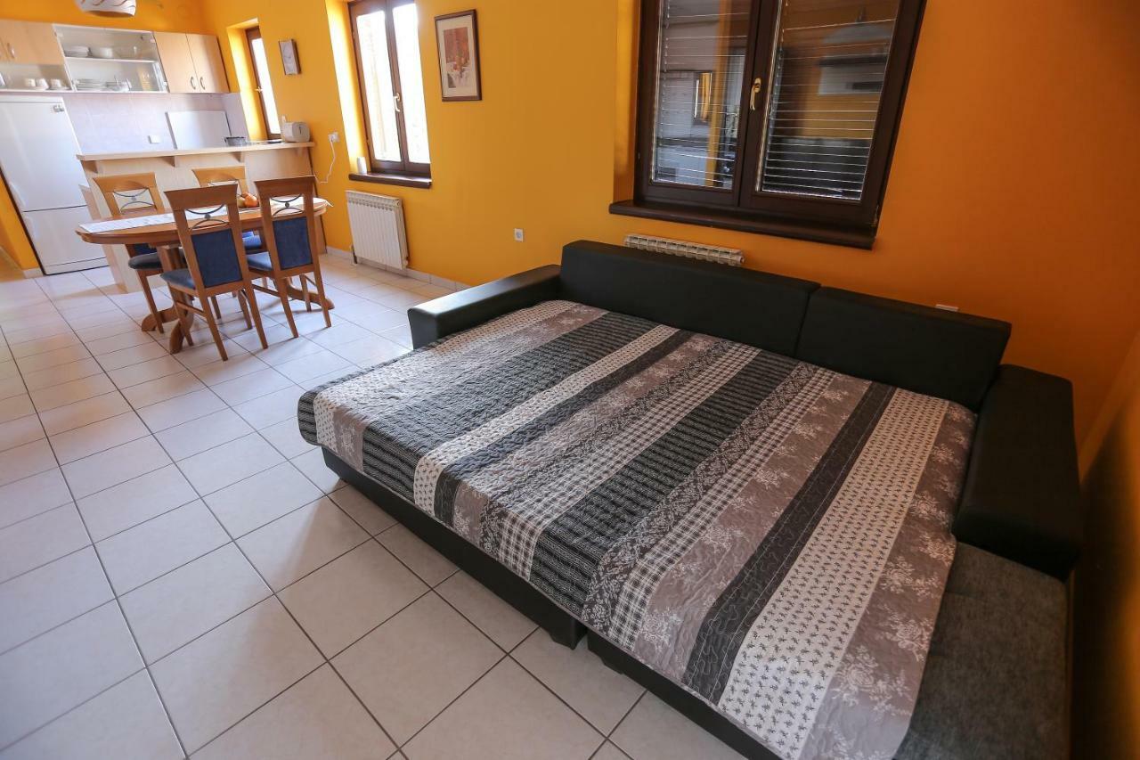 Apartment Sunny Place Pula Dış mekan fotoğraf