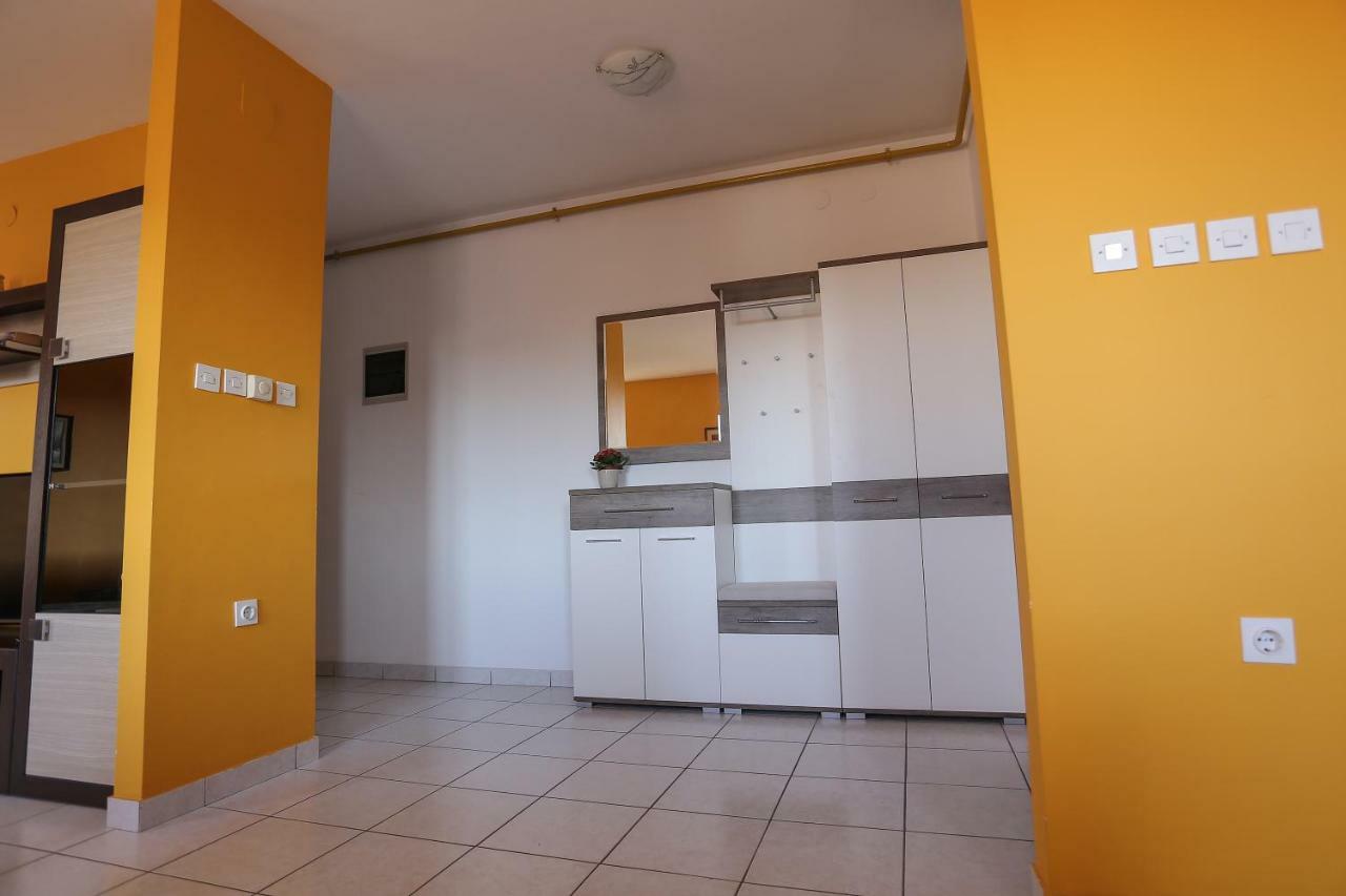 Apartment Sunny Place Pula Dış mekan fotoğraf