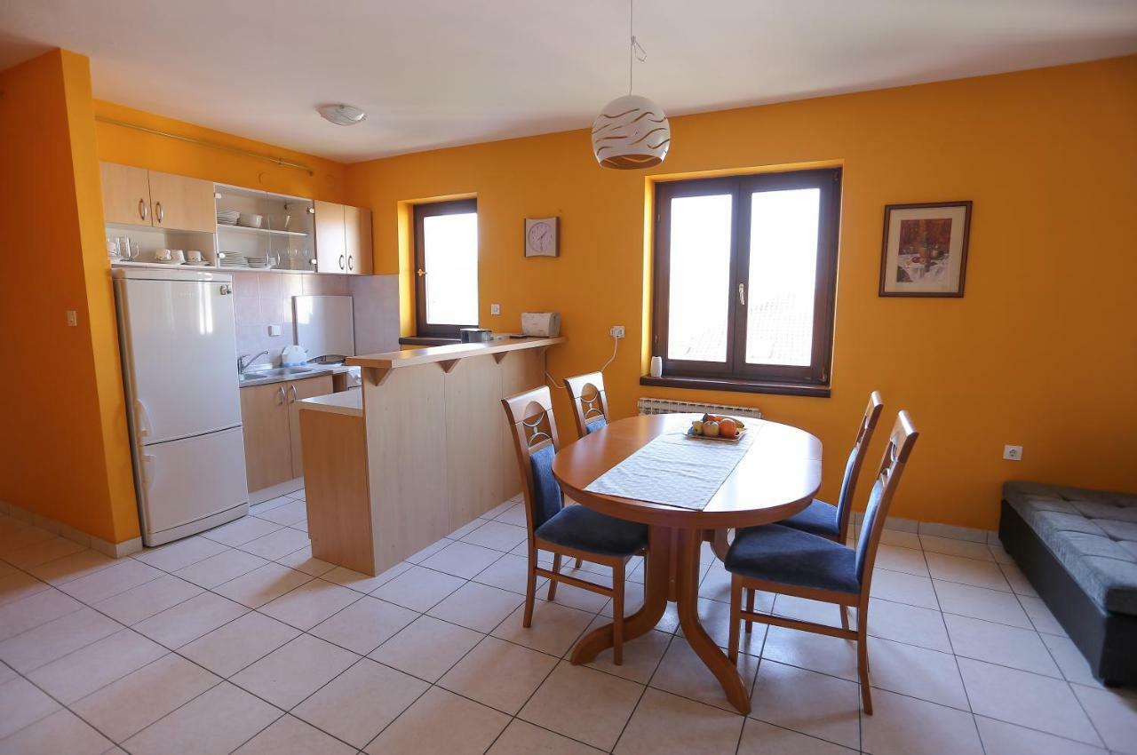Apartment Sunny Place Pula Dış mekan fotoğraf